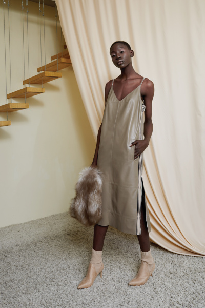 "Как дома, где бы ты не находилась": дуэт VOROZHBYT&ZEMSKOVA представил новый лукбук сезона осень-зима 2018/19